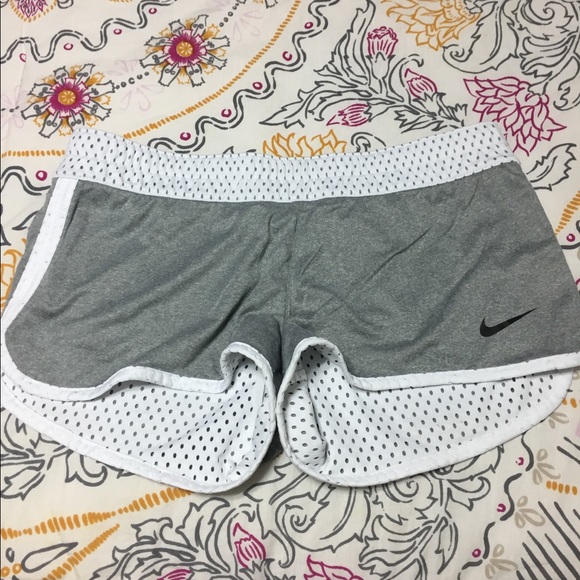 Nike Pants - Nike reversible workout shorts